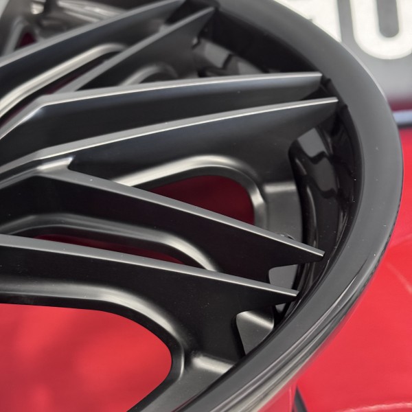 WS FORGED WS-075C SATIN_BLACK_DARK_MACHINED_FACE_LIP_BRUSHED_BLACK_FORGED