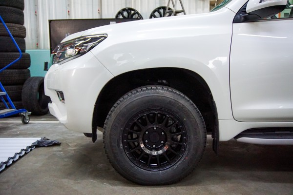 Легкосплавні диски R17 Toyota Land Cruiser Prado